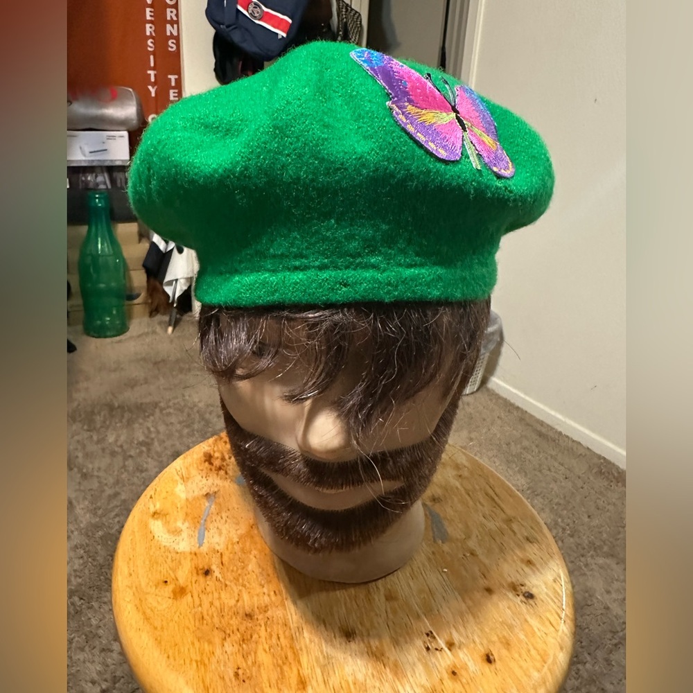 Vintage Epoch green butterfly “triple green” hat 00s
